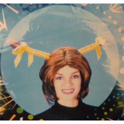 BROWN WIG WITH YELLOW HORNS